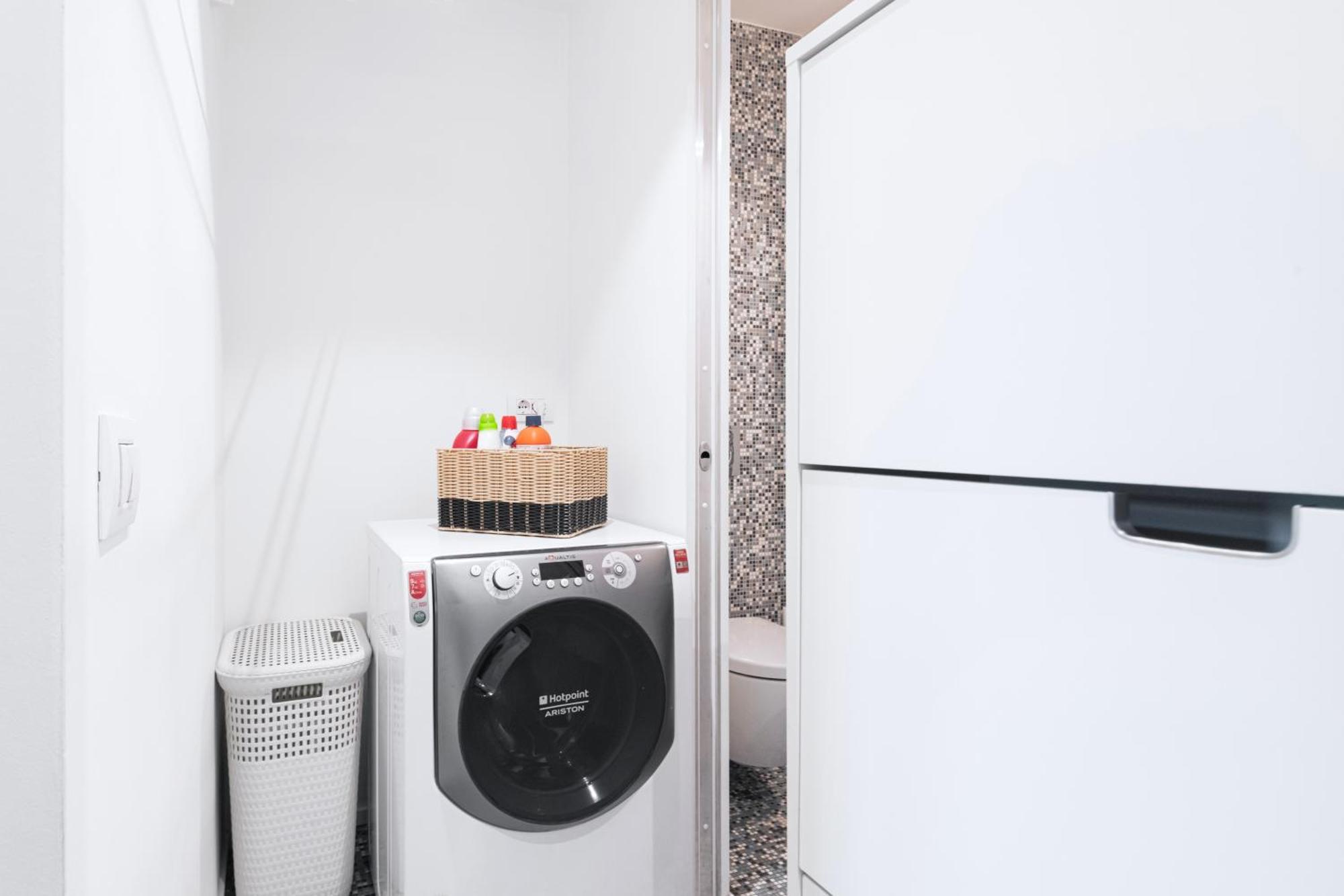 Easylife - Accogliente Appartamento In Bocconi Milan Luaran gambar